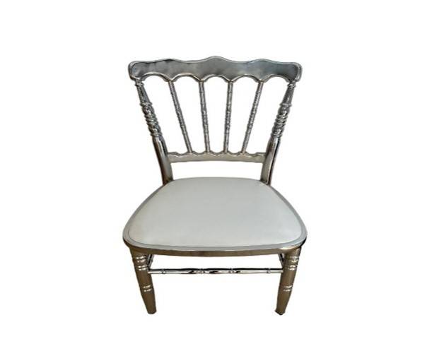 Chaise Napoléon Argent et Blanche.jpg