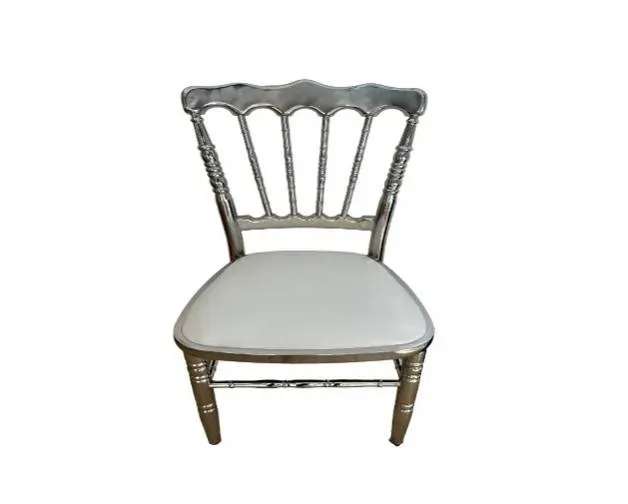 Chaise Napoléon Argent et Blanchewebp
